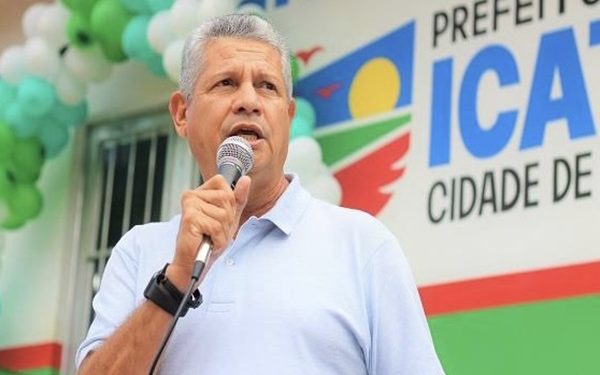 Icatu: Prefeito Walace, sanciona a lei de complementação do piso dos profissionais da Enfermagem