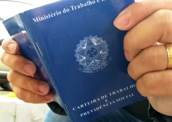 Auxiliar mecânico de refrigeração, servente de obra e oficial de serviços gerais; veja estas e outras vagas de emprego disponíveis no MA