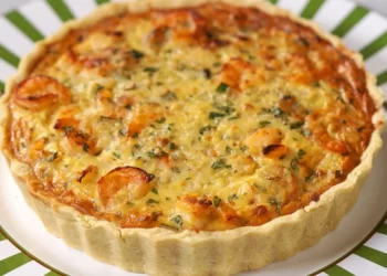 Veja como preparar torta de camarão