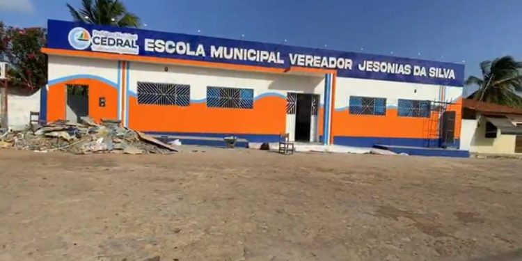 Cedral: Prefeitura entrega mais uma escola reformada e ampliada