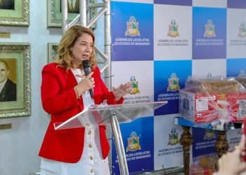 Alema entrega equipamentos para Procuradorias da Mulher de Câmaras Municipais