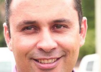 Afonso Cunha: Empresa do ramo de engenharia denuncia prefeito