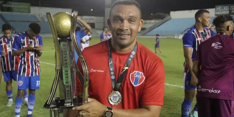 Conversas entre Maranhão e Zé Augusto avançam, e renovação deve ser definida em novembro