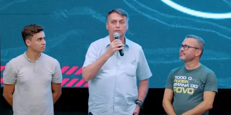 Condenado por atacar urnas, Bolsonaro volta a questionar eleições de 2022: ‘Um dia saberemos tudo o que aconteceu’