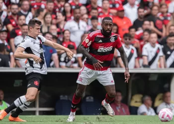 Flamengo: “Extremamente moderno”, Gerson quebra recorde pessoal e lidera estatísticas
