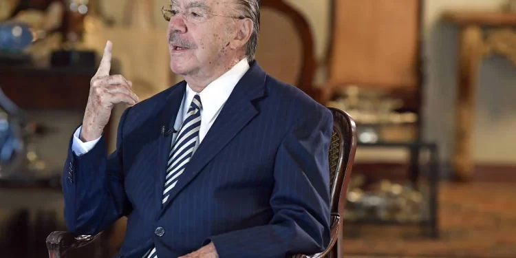 Sarney receberá título de doutor honoris causa do IDP