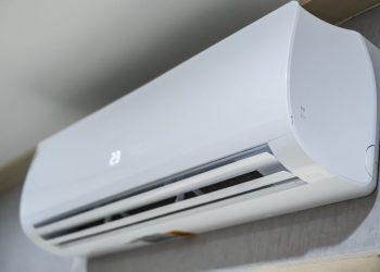 Qual a diferença entre ar-condicionado convencional e inverter?