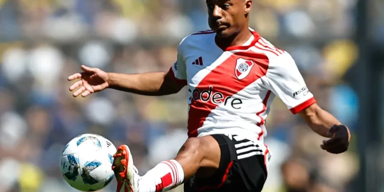 Flamengo: Ainda na luta pelo título brasileiro, Flamengo monitora mercado para 2024; veja movimentações