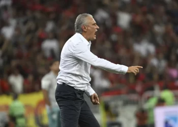 Flamengo: Tite evita falar de chance de título do Flamengo: “Objetivo é o crescimento”