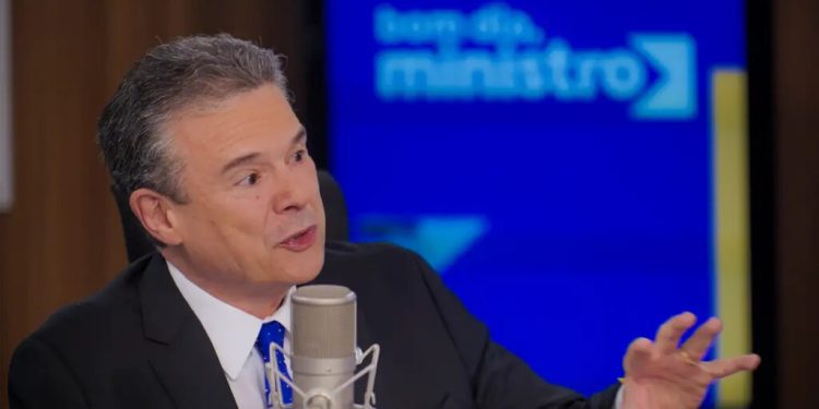 Mulheres são maioria dos pescadores profissionais em 5 estados do país