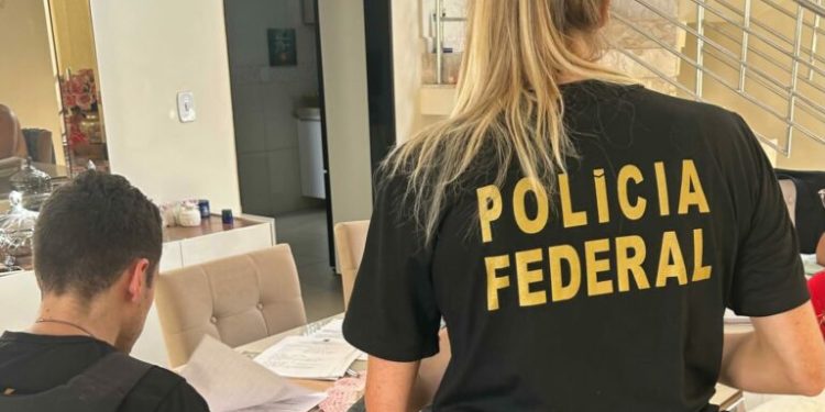 PF deflagra operação FAKE SOLIS contra crimes financeiros na Caixa Econômica