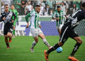 Brasileirão Série B: veja as probabilidades de acesso e rebaixamento na 38ª rodada