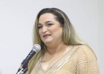 Araioses: Professores sem precatórios do Fundef e prefeita de esbanja R$ 7 milhões em carteiras