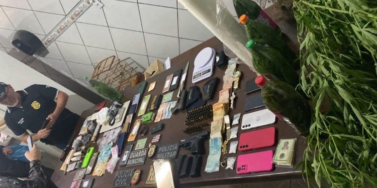 Grajaú: Forças de segurança prendem 13 pessoas por tráfico de drogas