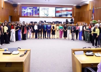 Assembleia comemora Dia do Biomédico em sessão solene