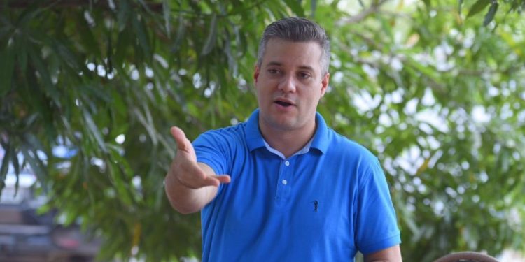 Cota de gênero: relator vota contra cassação de Neto Evangelista