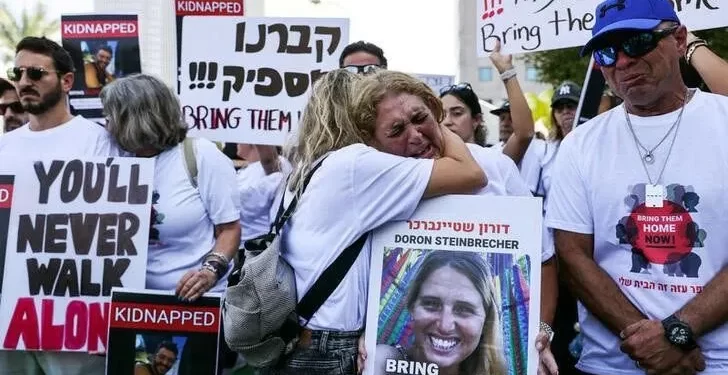 Hamas deve soltar 14 reféns israelenses neste sábado (25), diz fonte à CNN