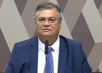 Flávio Dino tem nome aprovado depois de 10 horas de sabatina no Senado