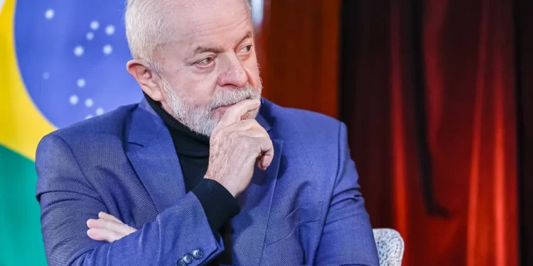 Pesquisa Quaest: 54% aprovam trabalho de Lula; 43% desaprovam