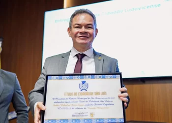 Deputado Rafael recebe o título de Cidadão Ludovicense
