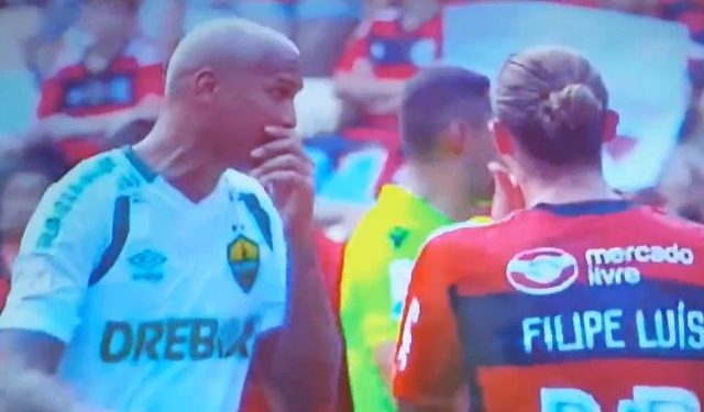 Deyverson tem atitude inusitada com Filipe Luís durante Flamengo x Cuiabá