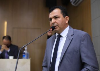 Câmara avança processo de cassação de Domingos Paz, suspeito de abuso sexual