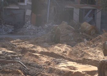 Forças de Defesa de Israel avançam ao sul da Faixa de Gaza após trégua com terroristas do Hamas