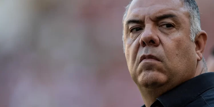 Lateral deixa o Flamengo e fecha com o Bragantino