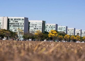 Servidores do Executivo prometem cruzar os braços em 12 de dezembro