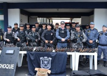 POLÍCIA MILITAR APREENDE 139 ARMAS DE FOGO E MAIS DE 2.000 MUNIÇÕES EM RESIDÊNCIA EM SÃO LUÍS