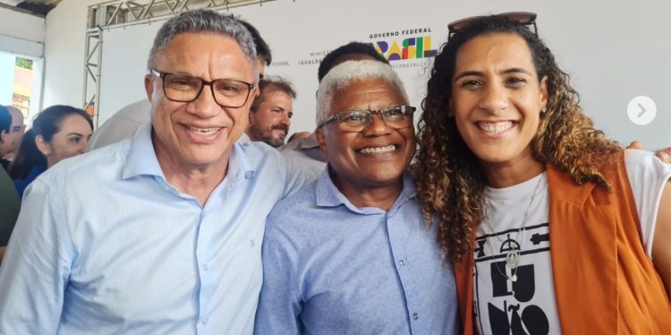 Cedral: Prefeito Fernando Cuba participa de encontro de ministros do governo Lula realizado em Alcântara