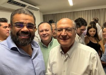 Paulo Victor cada vez mais próximo e a vontade no PSB