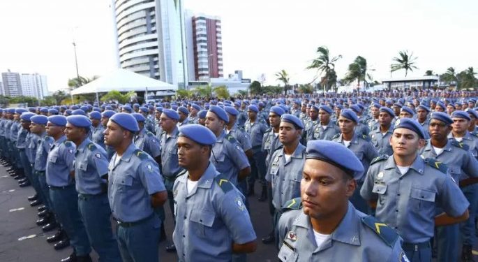 600 policiais devem ser convocados pelo governo para reforçar segurança no Carnaval