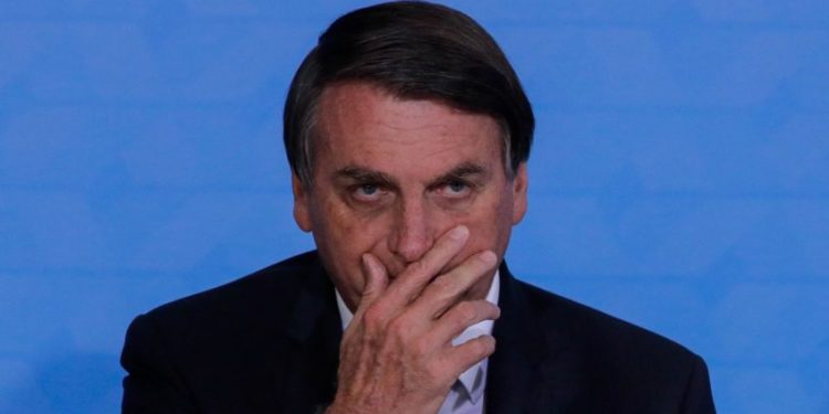 Defesa diz que Bolsonaro ficará em silêncio durante depoimento à PF…  Leia mais no texto original: (https://www.poder360.com.br/justica/defesa-diz-que-bolsonaro-ficara-em-silencio-durante-depoimento-a-pf/) © 2024 Todos os direitos são reservados ao Poder360, conforme a Lei nº 9.610/98. A publicação, redistribuição, transmissão e reescrita sem autorização prévia são proibidas.
