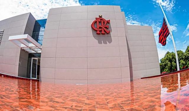 Essa dupla chega 1 hora antes do horário estabelecido por Tite no Flamengo