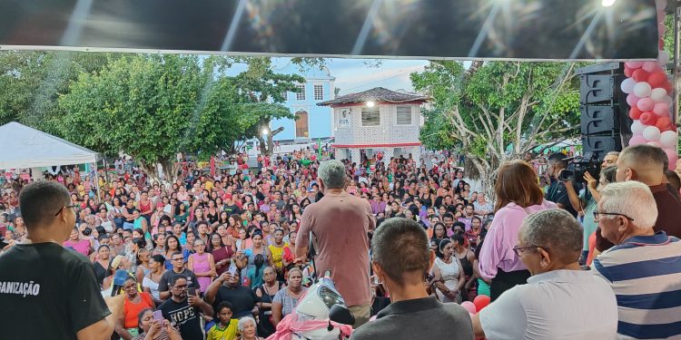 Icatu/MA: prefeito Wallace Azevedo entrega vários prêmios na mega festa em homenagem às mães icatuenses