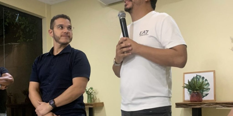 Pinheiro: Luciano oficializa retirada da candidatura de Thaiza Hortegal