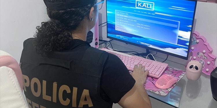 PF faz busca e apreensão contra suspeito de armazenar e compartilhar imagens de abuso sexual infantojuvenil em SL