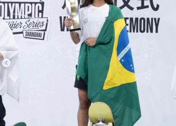 Rayssa Leal é campeã da etapa da China do Pré-Olímpico e garante vaga em Paris