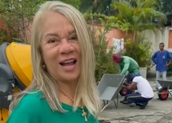 Axixá: Karine Oliveira lamenta obras fantasmas na gestão de Soninha