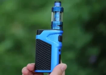 Movimento chama a atenção para os malefícios do cigarro eletrônico