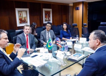 Brandão tem agenda extensa de encontros com ministros em Brasília