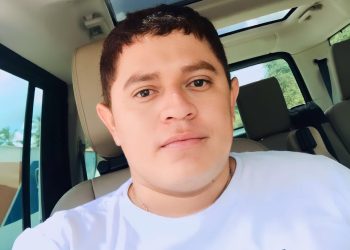 Nossa homenagem hoje ao Jornalista Davi, aniversariante do Dia