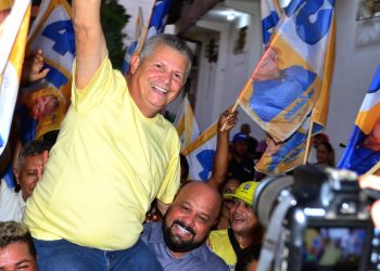 Icatu: Bem acolhido e nos braços do povo, Walace intensifica caminhada rumo a reeleição