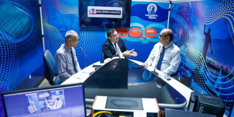 Advogado Carlos Sérgio detalha regras e punições para as eleições 2024 em entrevista na Rádio Assembleia