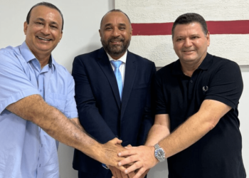 Com mais apoios, Roberto Costa vai consolidando eleição da FAMEM