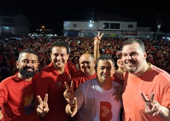 Mata Roma: Último ato político do prefeito Besaliel Albuquerque tem recorde de público e contou com a presença do vice-governador Felipe Camarão