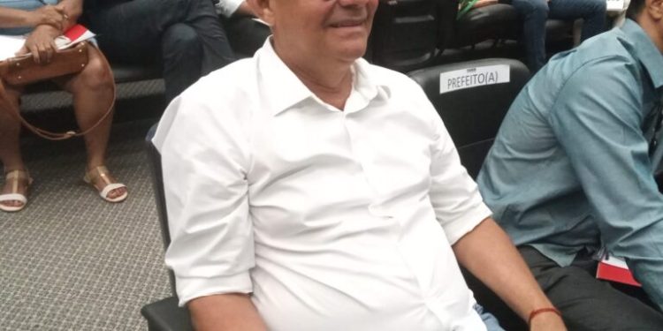 Bequimão: Zé Martins participa de Encontro de Prefeitos Eleitos e reafirma compromisso com uma gestão eficiente