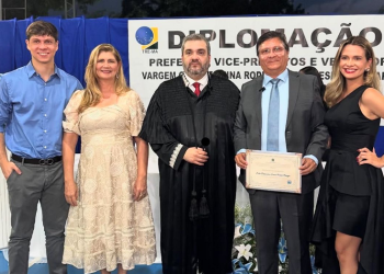 Nina Rodrigues: Jones Braga é diplomado pela justiça eleitoral para exercer 3º mandato de prefeito