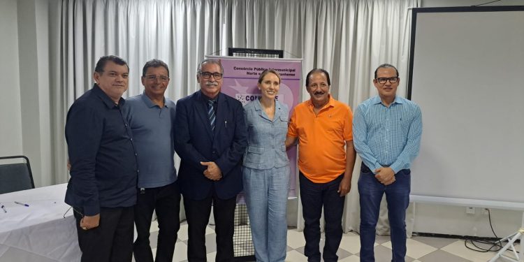 Santa Quitéria/MA: Prefeita Sâmia Moreira é eleita por unanimidade presidente do Conlest em solenidade realizada no Brisamar Hotel em São Luís.